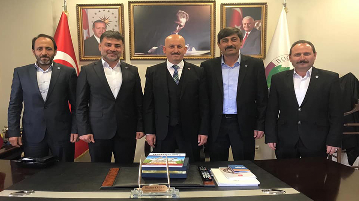 Hizmet-İş Sendikası Sakarya Şube Başkanı Mehmet Mesut Gökdemir ve ekibinin tebrik ziyareti