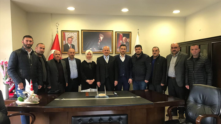 AK Parti Düzce Merkez İlçe Başkanı ve yönetim kurulu üyelerinin tebrik ziyareti
