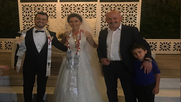 Ayçanur Sertoğlu ile Yunus Parlak'ın düğün merasimine katıldık