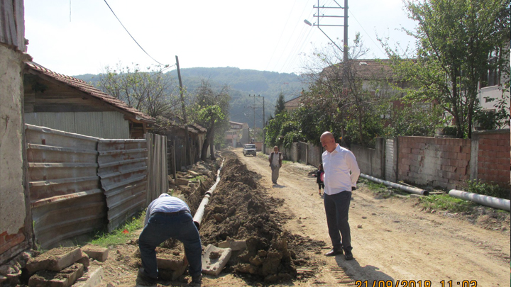 YOL YAPIM ÇALIŞMALARIMIZ 7/24 DEVAM EDİYOR