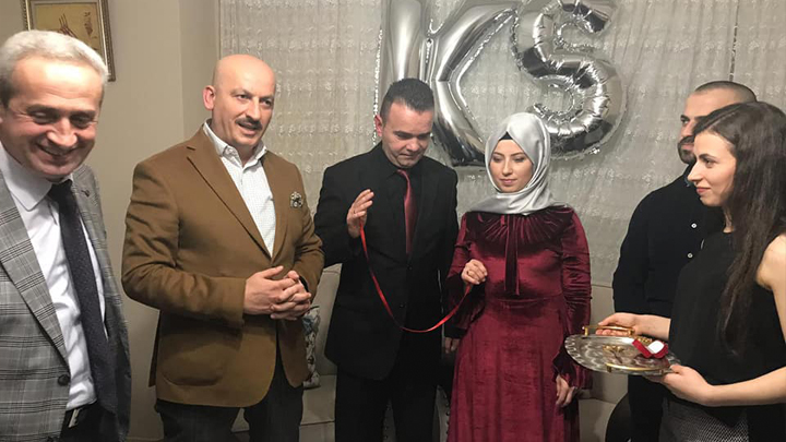 AK Parti Boğaziçi Belde Başkanı Sayın Korhan Kara ile Sevilay Şeker'in nişan merasimine katılarak çiftin yüzüklerini taktık.