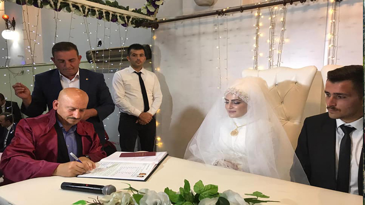 Betül Kara ile Fatih Sarıgüzel çiftinin nikah akdini gerçekleştirdik