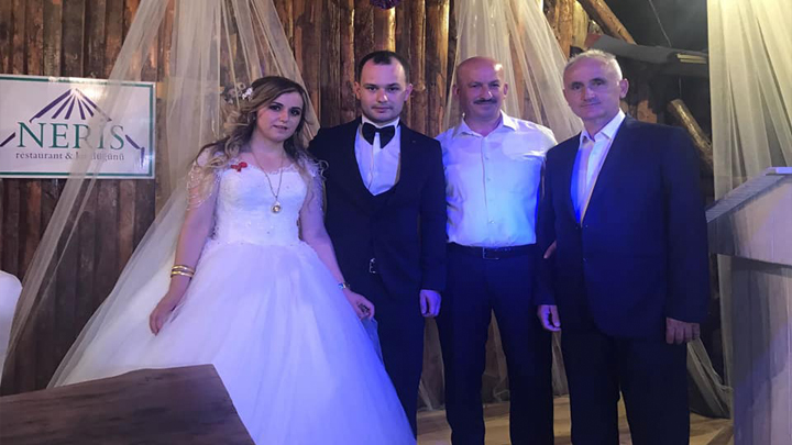 Ebru Çavuş ile Emre Tülay çiftinin düğün merasimine katıldık